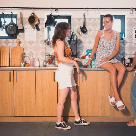 180 Boutique Hostel Тел Авив Екстериор снимка
