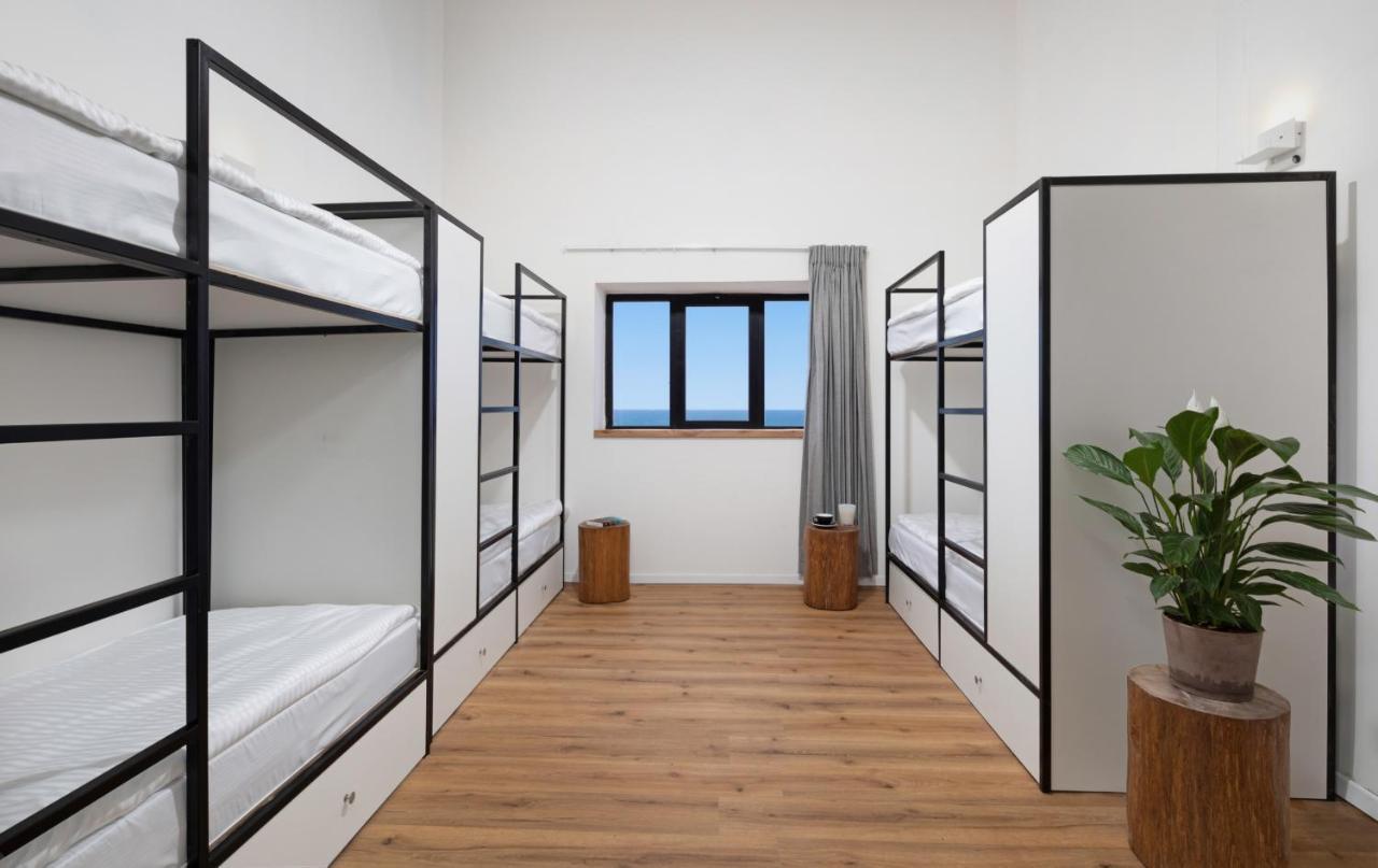 180 Boutique Hostel Тел Авив Екстериор снимка